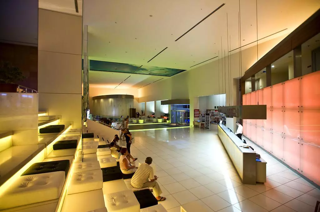 هتل کاروانسرای لارا در شهر آنتالیا